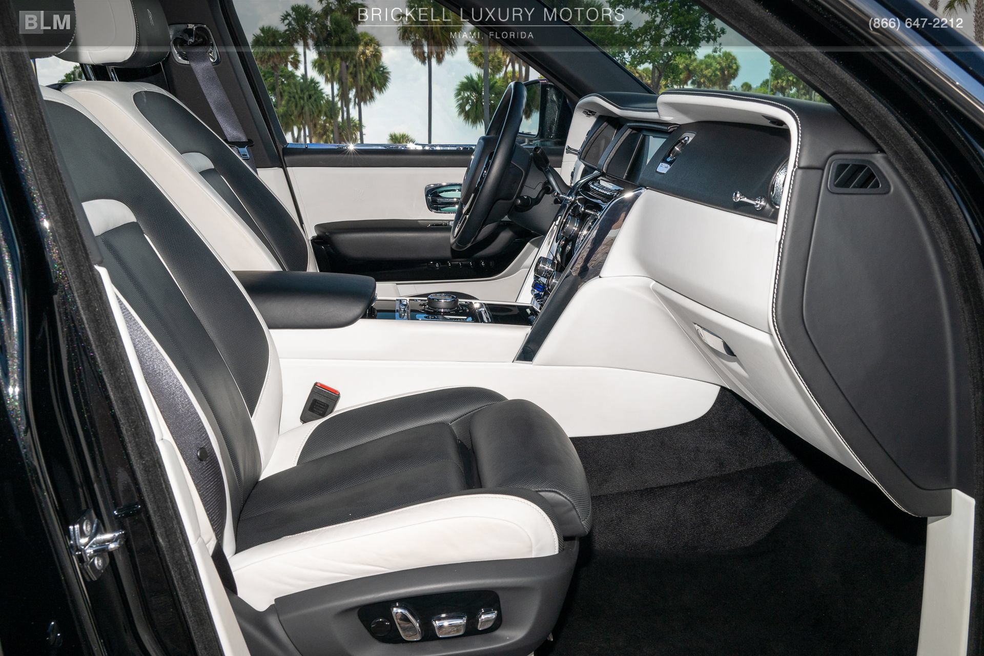 Used 2022 Rolls-Royce Cullinan AWD/4WD image 27
