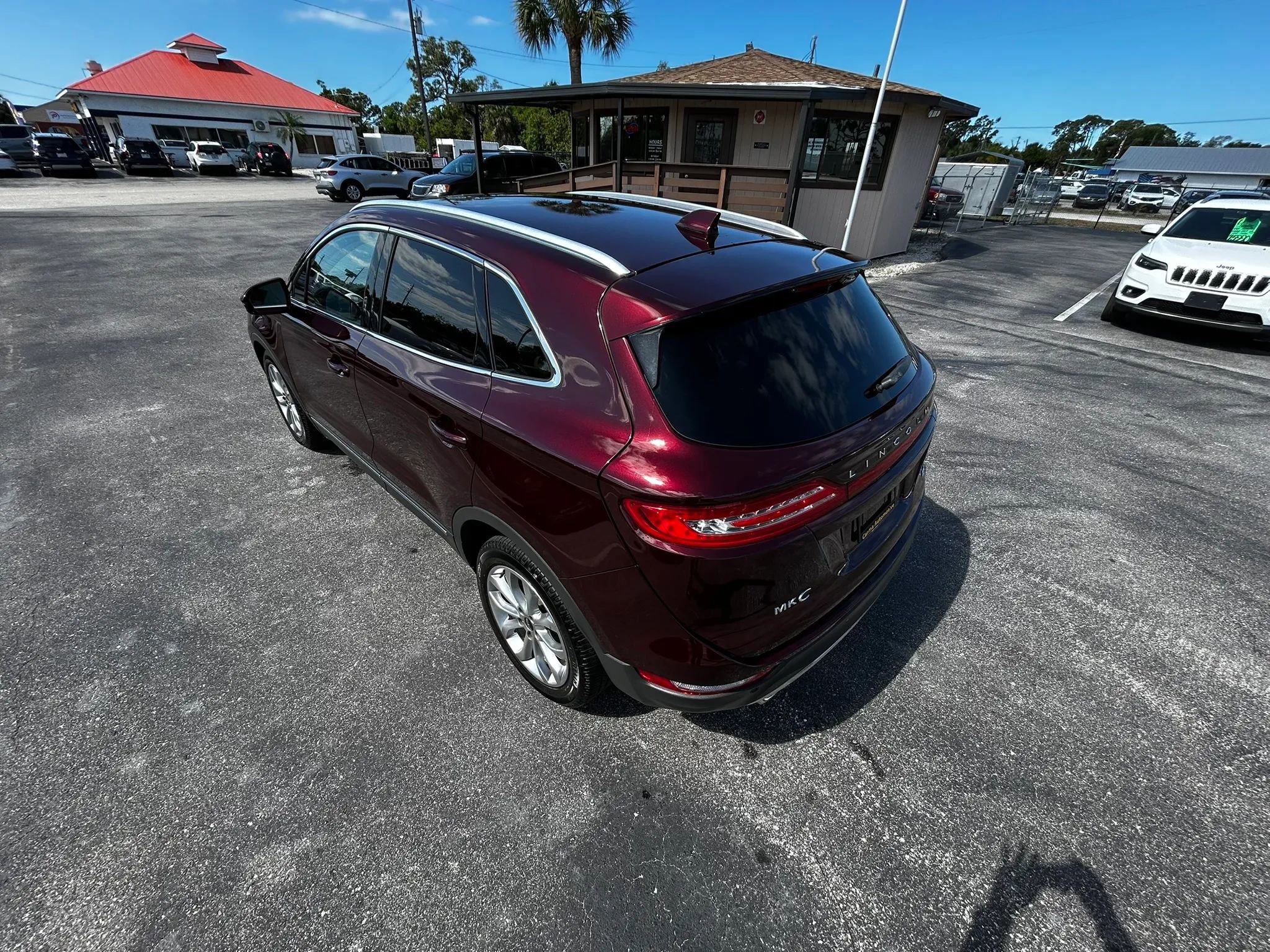Used 2018 Lincoln MKC Select w/ Select Plus Package FWD image 14