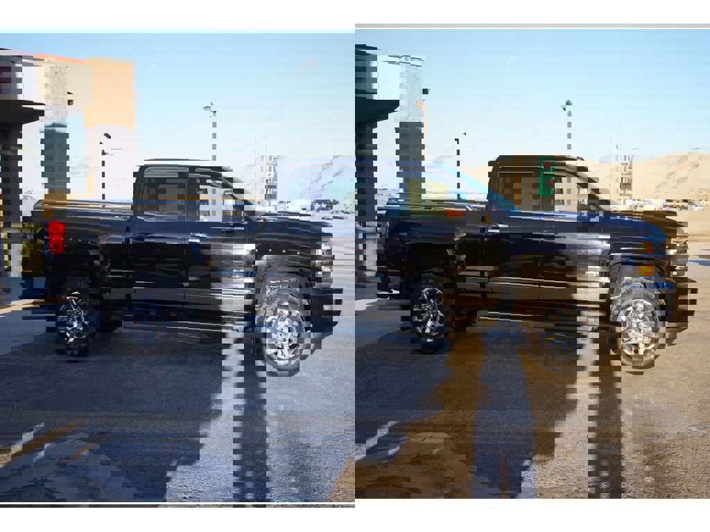 Used 2018 Chevrolet Silverado 3500 High Country image 4