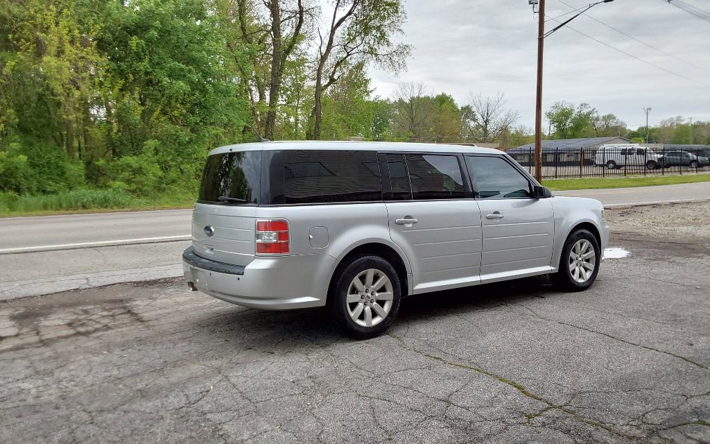 Used 2009 Ford Flex SE FWD image 6