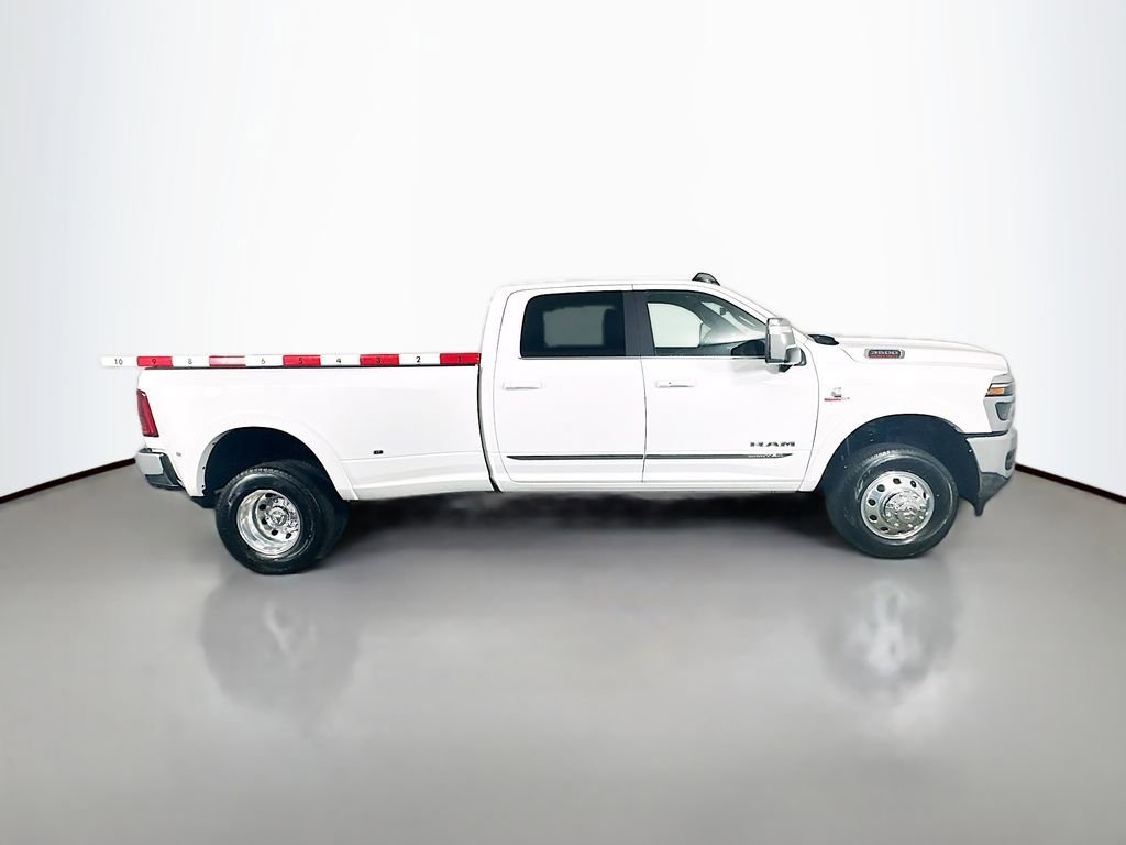 New 2025 RAM 3500 Limited w/ Towing Technology Group AWD/4WD image 8