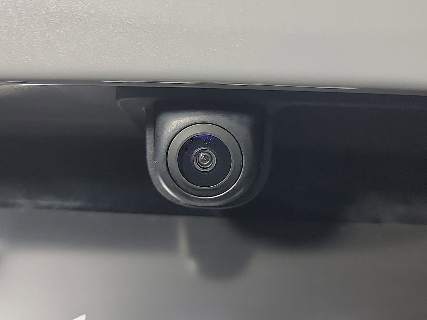 Used 2025 Kia Sportage SX image 7