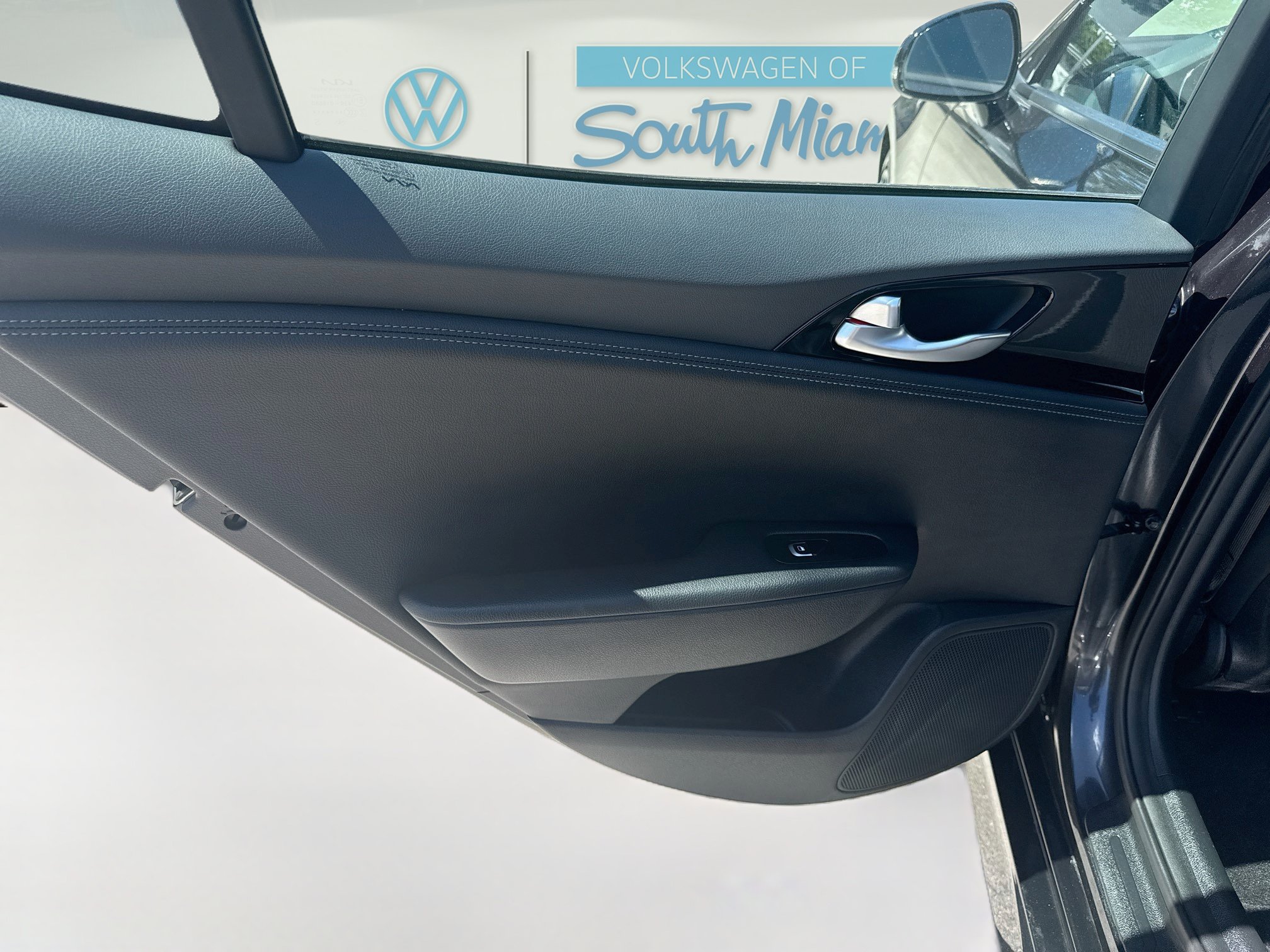 Used 2023 Kia Stinger GT-Line RWD image 26