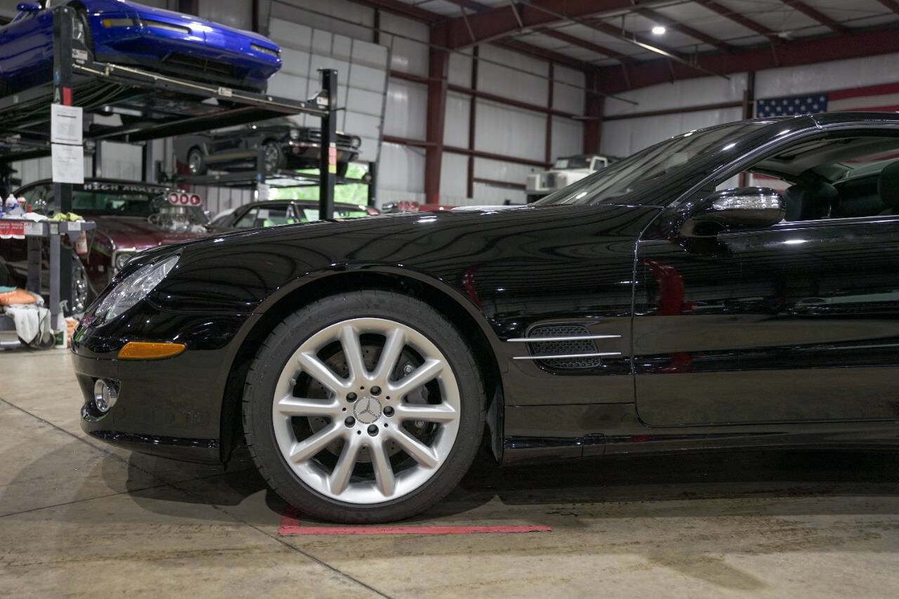 Used 2007 Mercedes-Benz SL 550 image 3