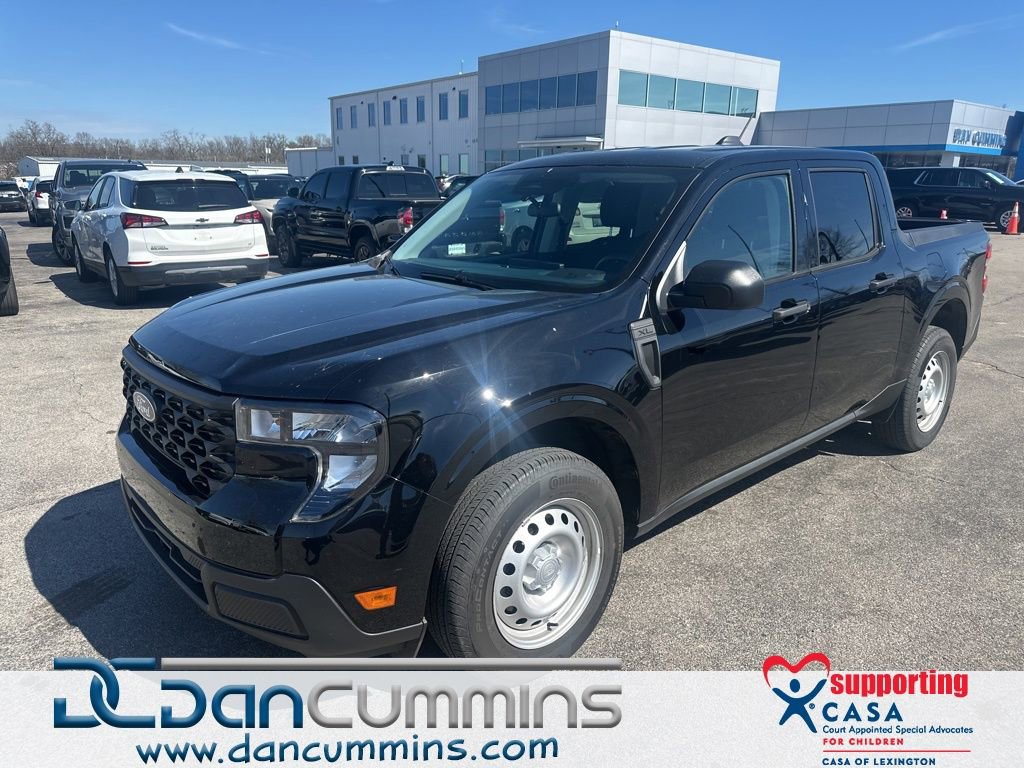 Used 2025 Ford Maverick XL image 1