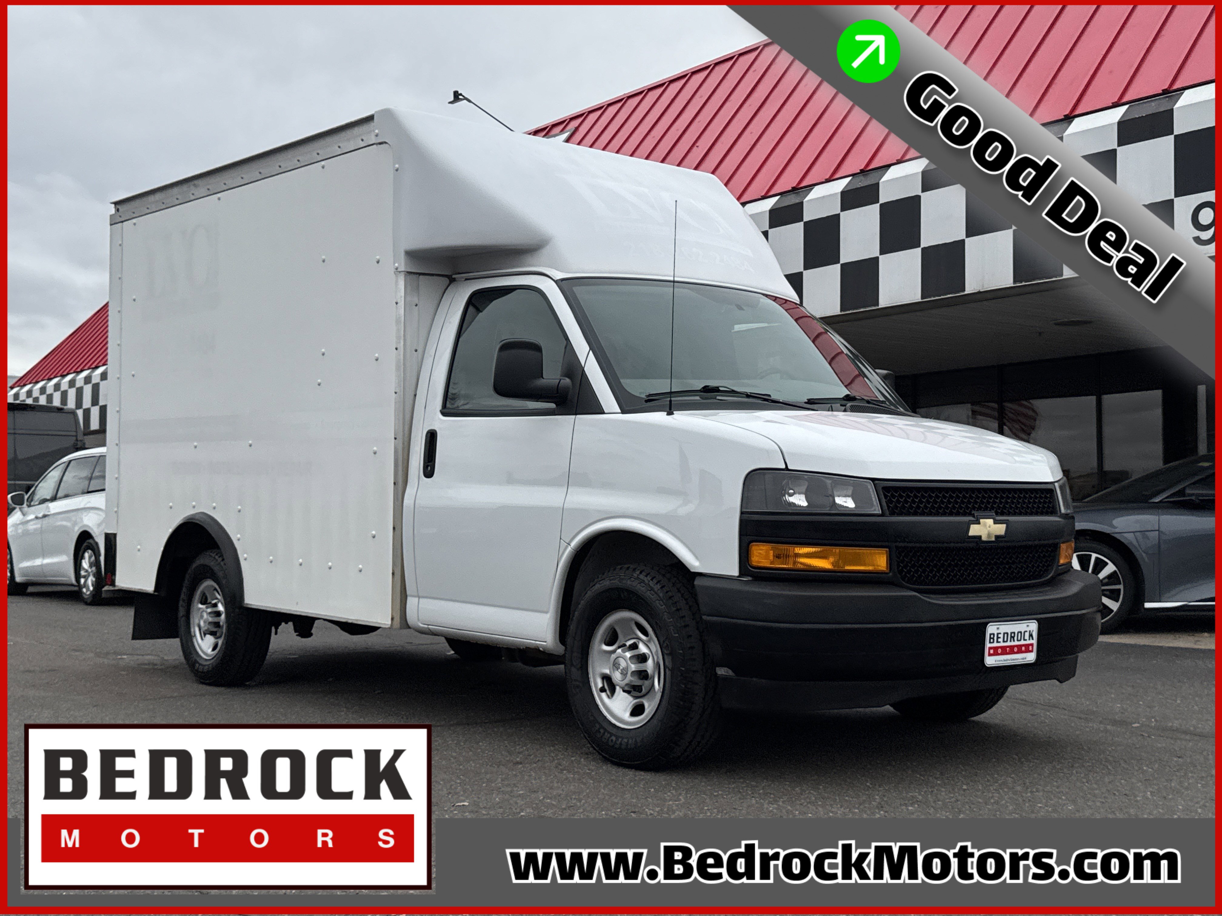 Used 2019 Chevrolet Express 3500 w/ Driver Convenience Package RWD image 1