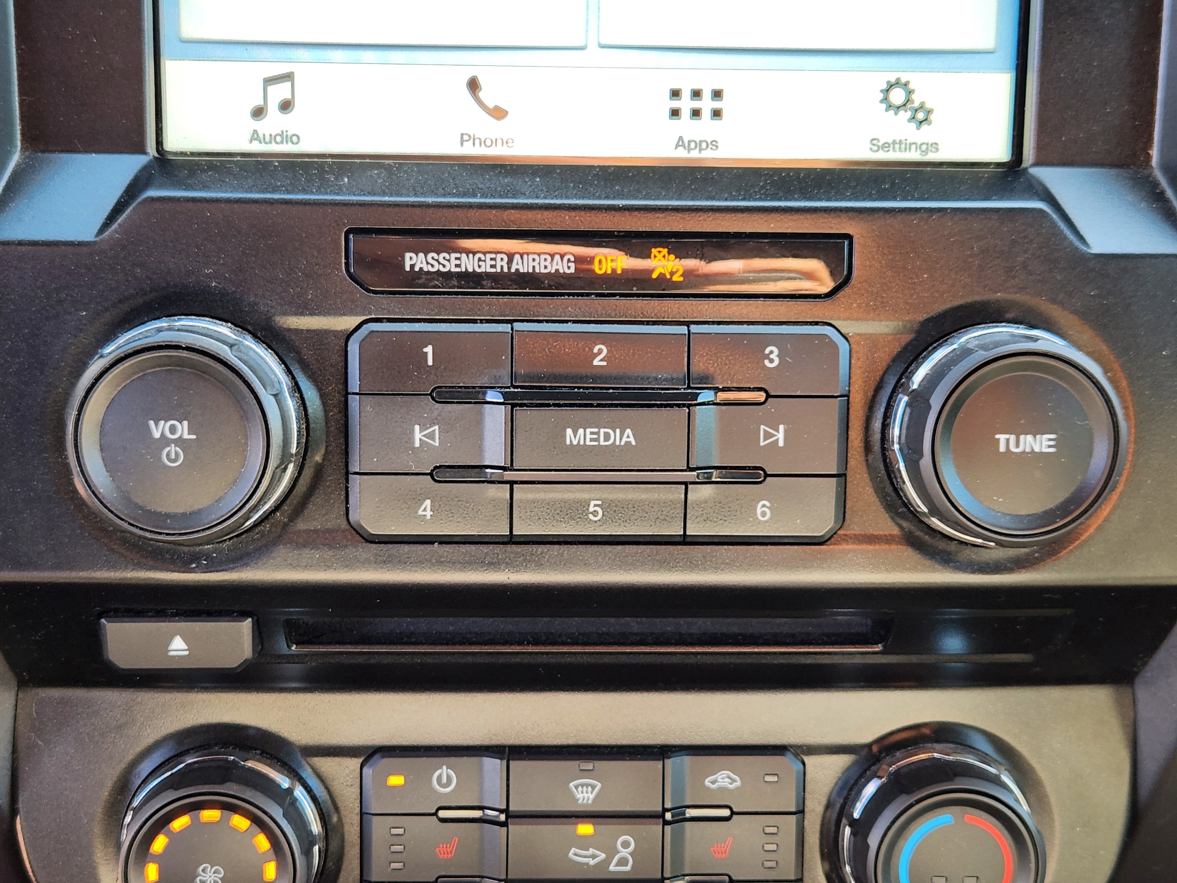 Used 2016 Ford F150 XLT w/ Equipment Group 302A Luxury AWD/4WD image 20