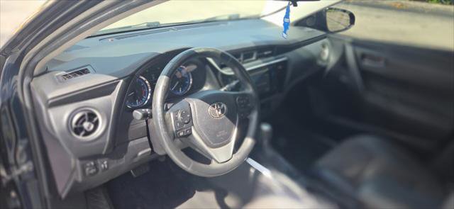 Used 2017 Toyota Corolla SE w/ Carpet Mat Package (TMS) image 13