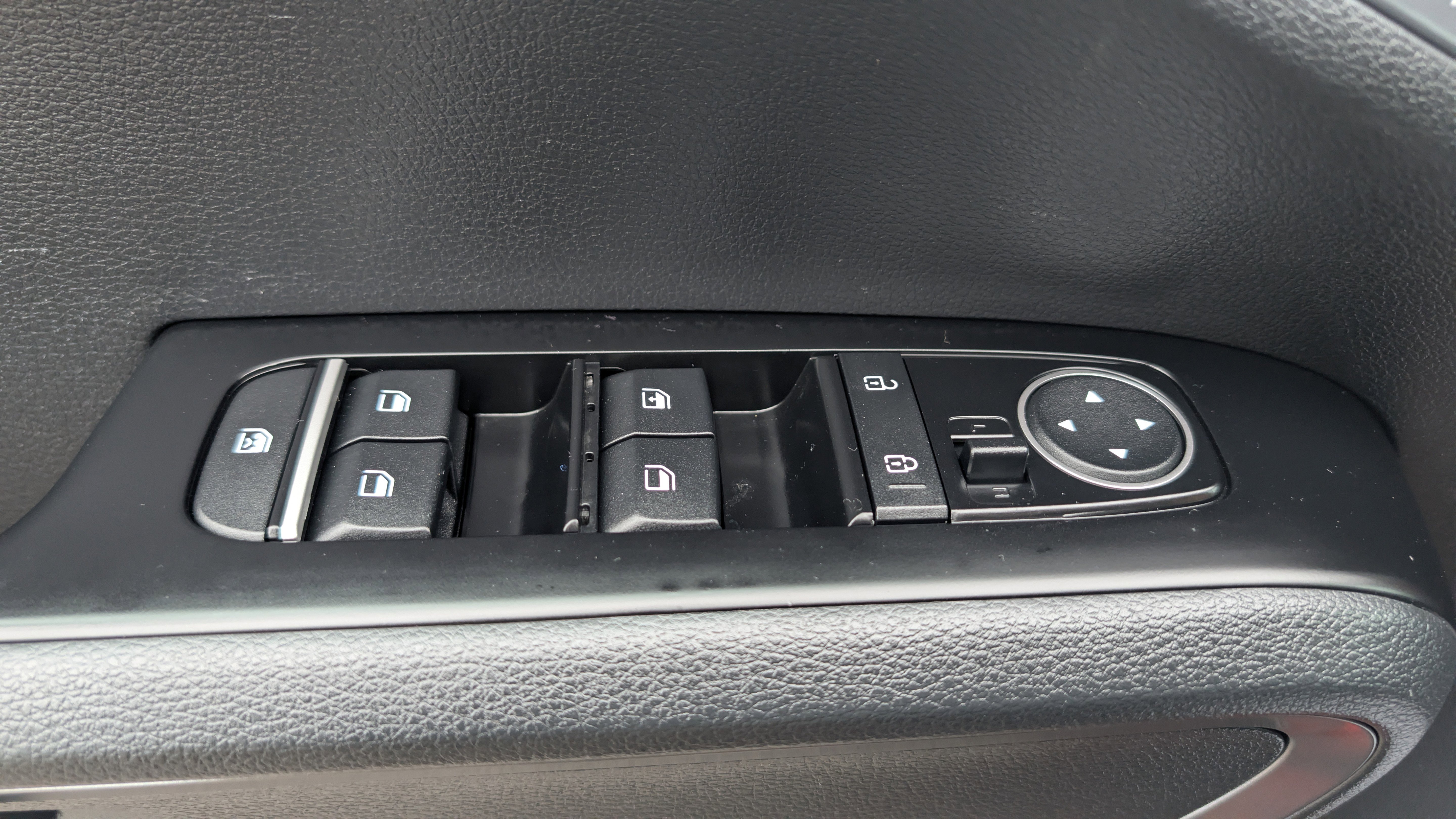 Used 2020 Kia Soul S FWD image 14