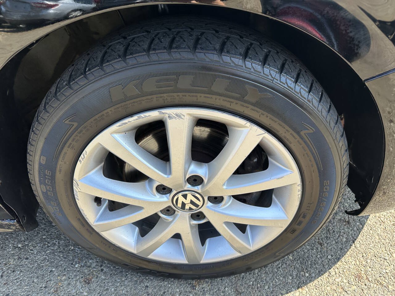 Used 2013 Volkswagen Jetta SE FWD image 25