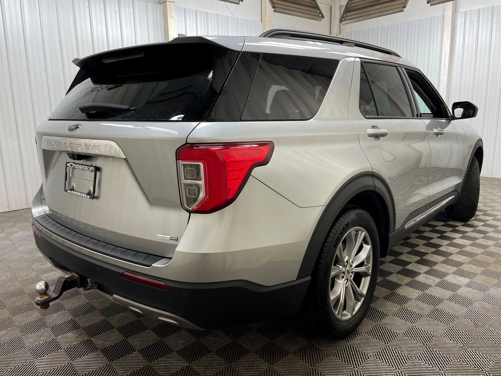 Used 2020 Ford Explorer XLT AWD/4WD image 21