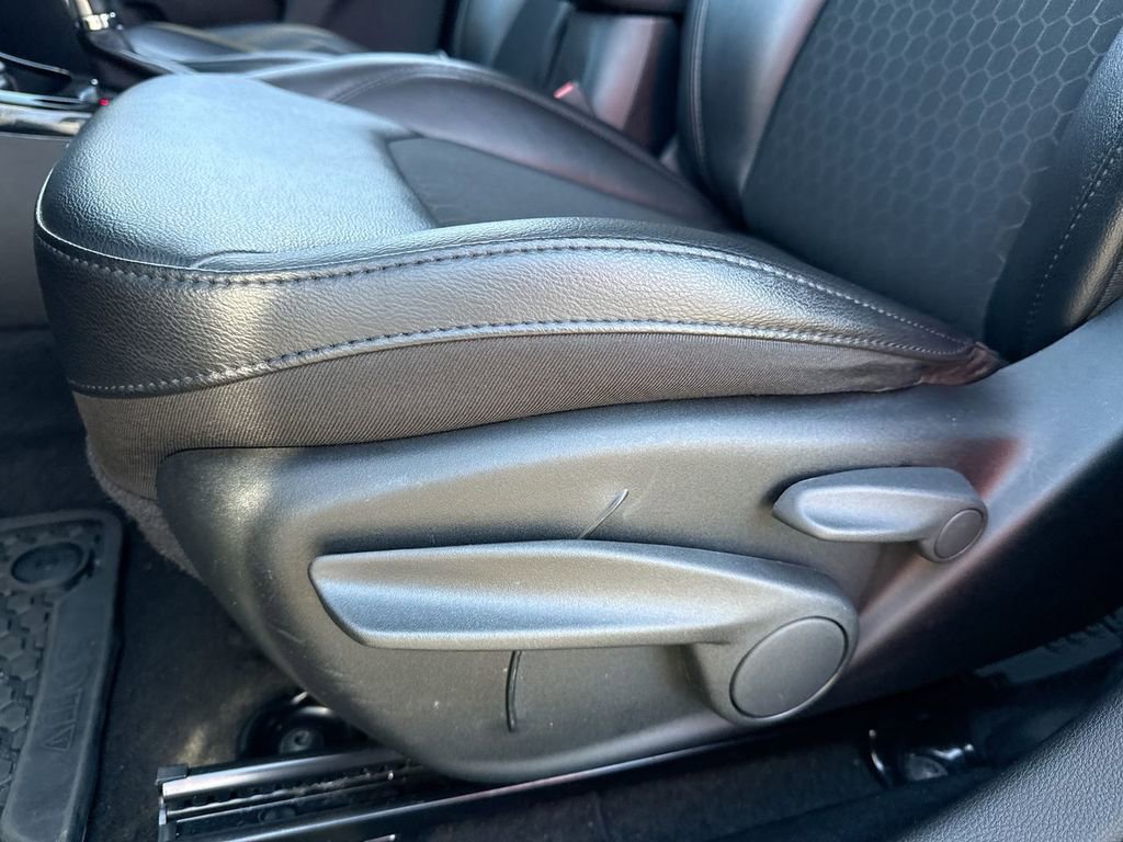 Used 2020 Jeep Compass Latitude image 12