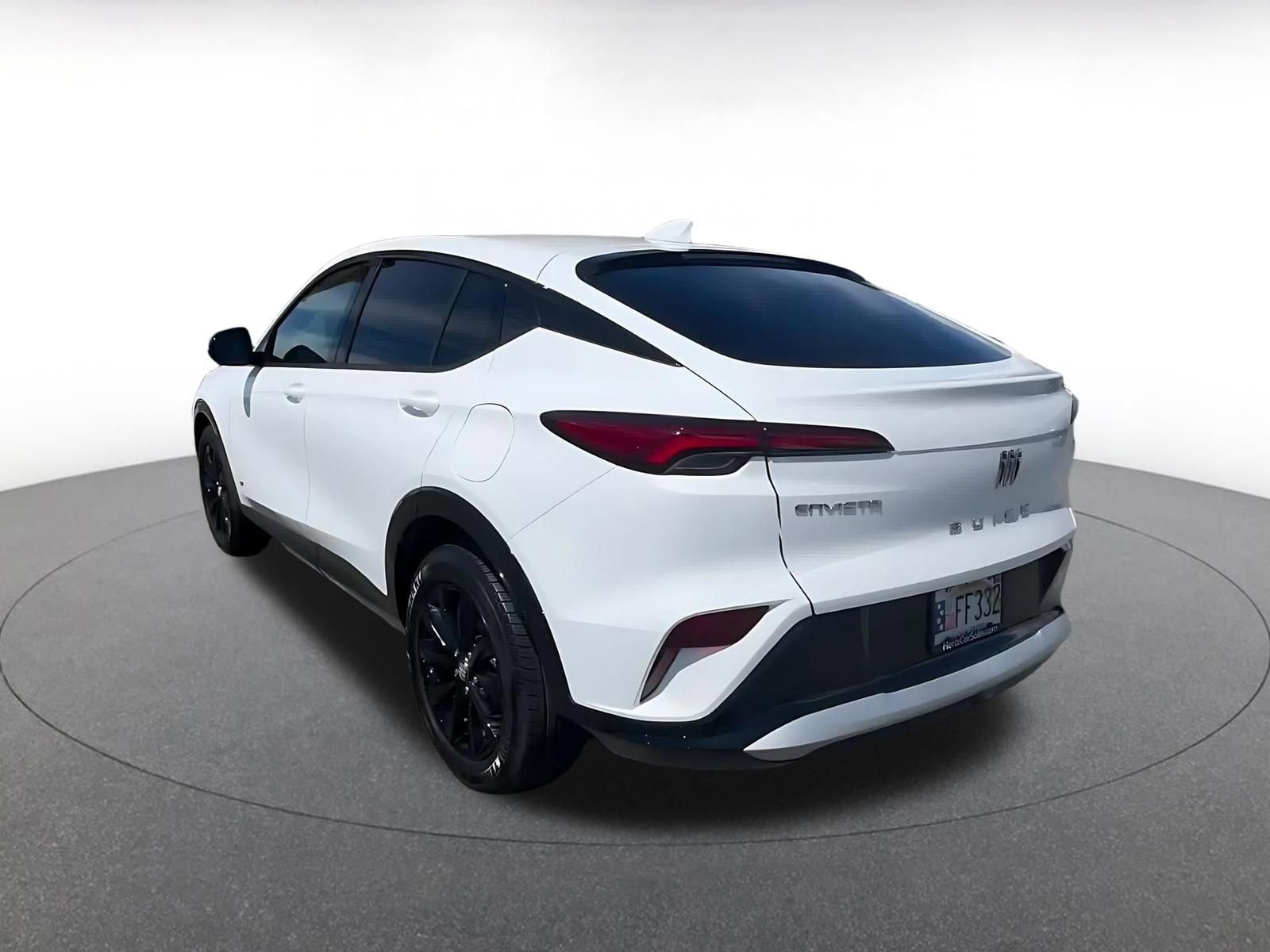 Used 2025 Buick Envista Sport Touring image 11