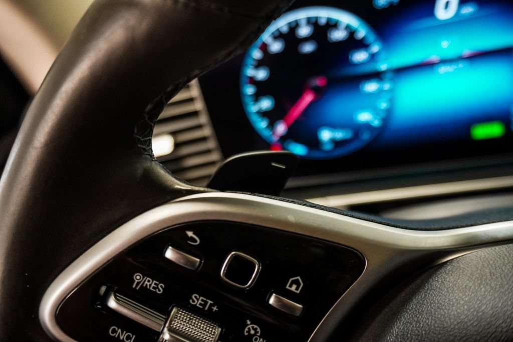 Used 2020 Mercedes-Benz GLS 450 4MATIC image 14