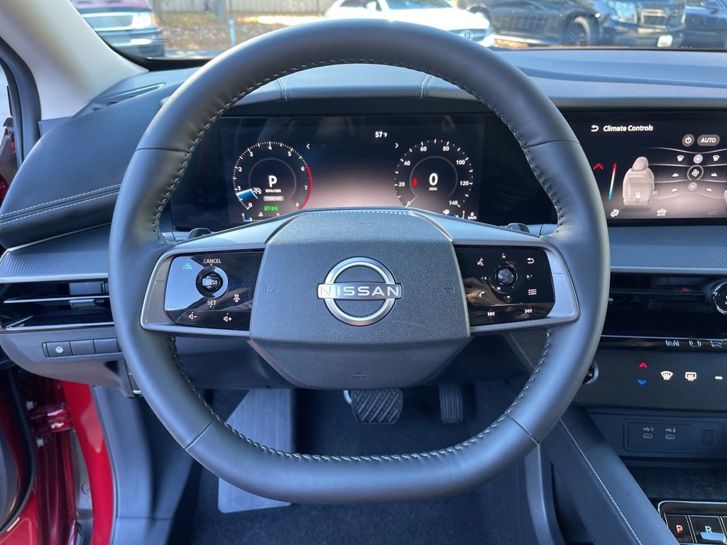 Used 2025 Nissan Murano SV image 16