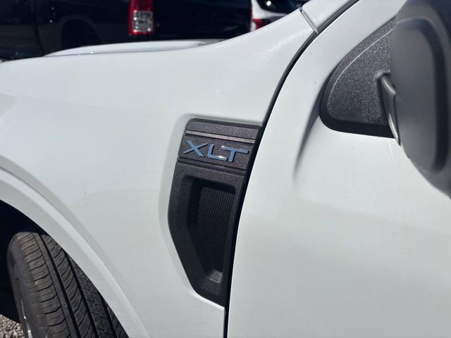 New 2026 Ford Maverick XLT FWD image 8