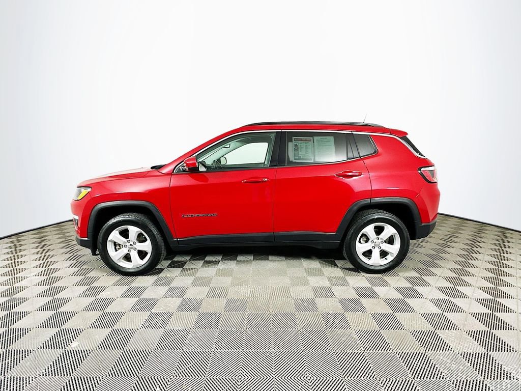 Used 2019 Jeep Compass Latitude w/ Cold Weather Group image 6