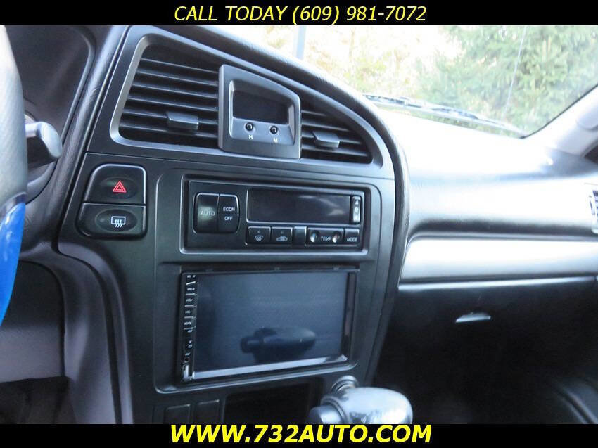 Used 2004 Nissan Pathfinder SE w/ (POP) SE Popular Pkg image 11