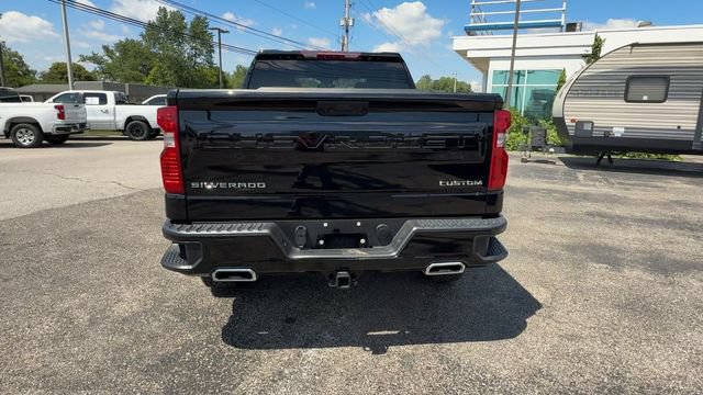 Used 2024 Chevrolet Silverado 1500 Custom Trail Boss AWD/4WD image 7