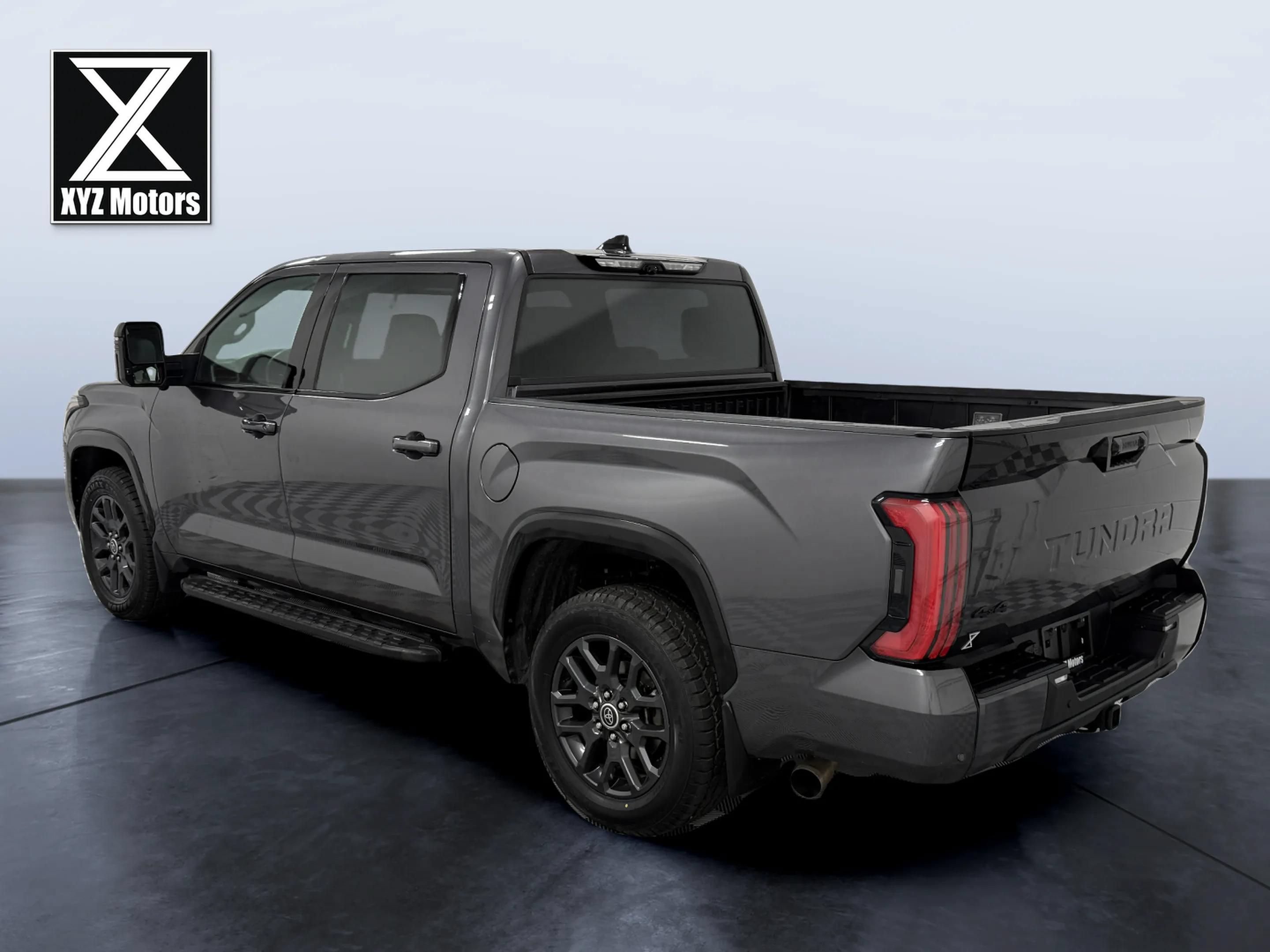 Used 2022 Toyota Tundra Platinum AWD/4WD image 4