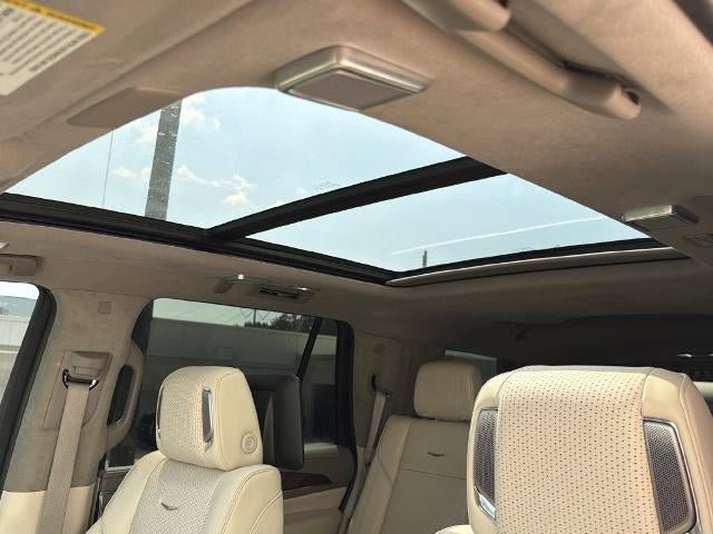 Certified 2024 Cadillac Escalade Sport Platinum w/ Heavy-Duty Trailer Package AWD/4WD image 29
