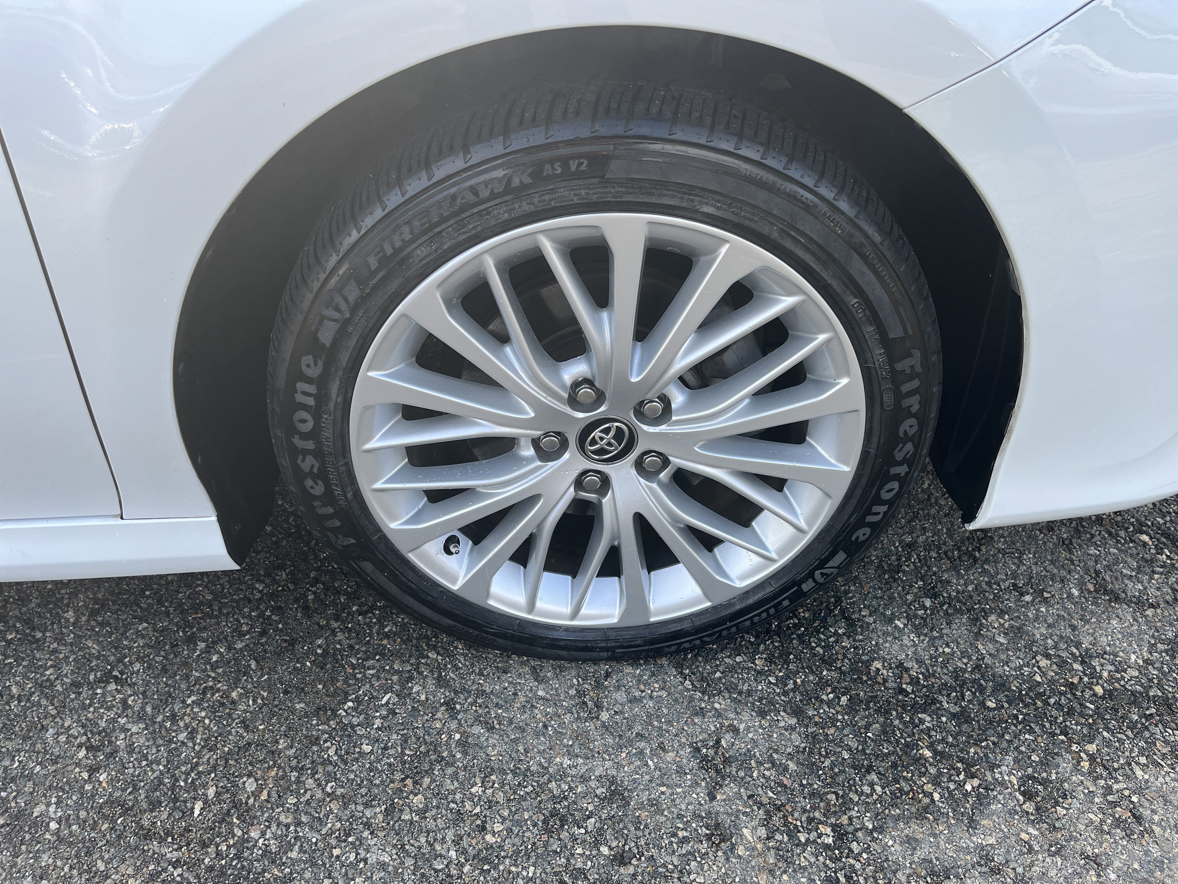 Used 2020 Toyota Camry XLE image 13