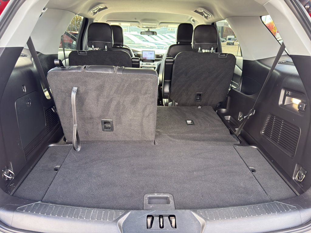 Used 2021 Ford Explorer XLT w/ Equipment Group 202A image 39