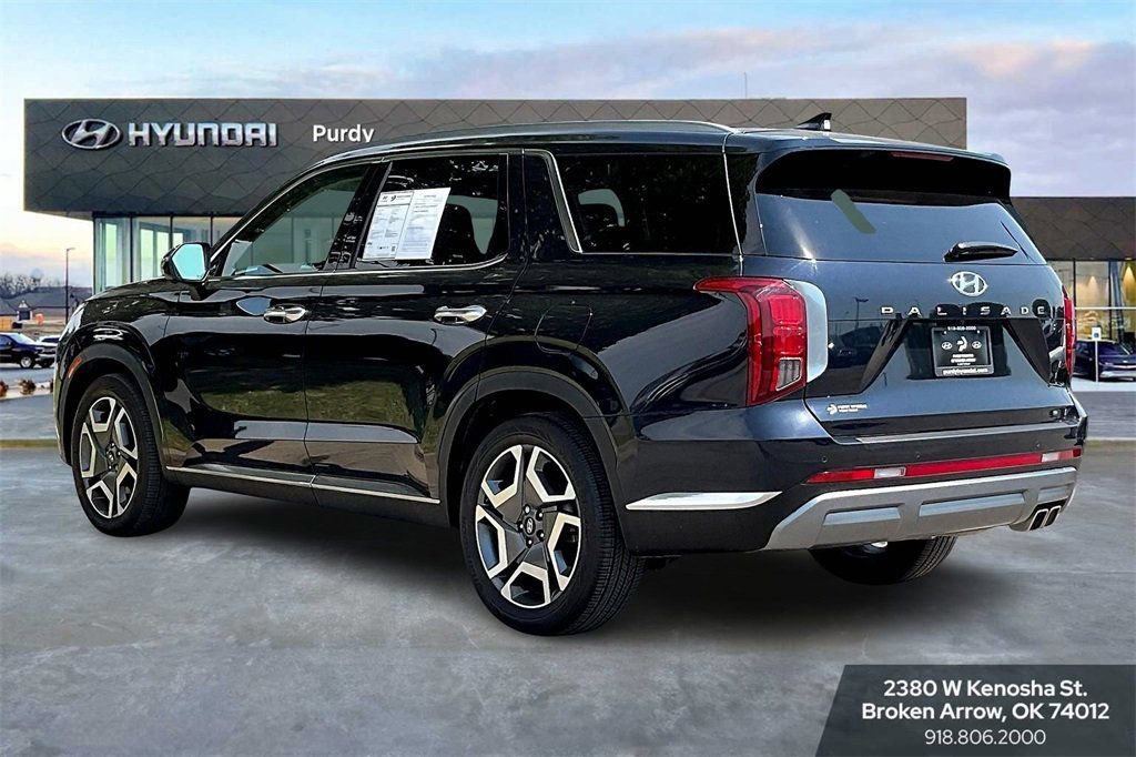 Used 2025 Hyundai Palisade Limited image 7