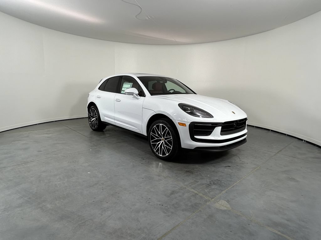 New 2026 Porsche Macan AWD/4WD image 9
