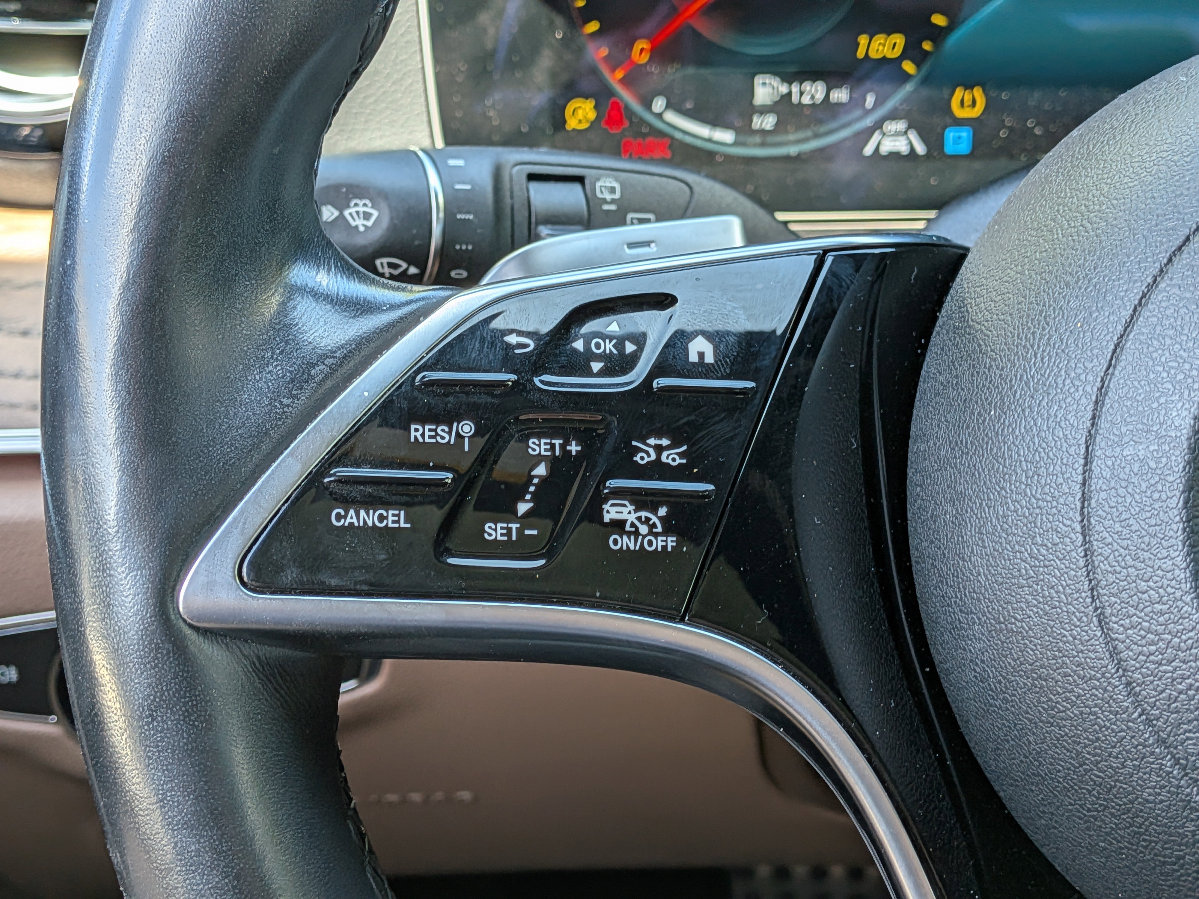 Used 2023 Mercedes-Benz E 450 4MATIC All-Terrain Wagon w/ Premium Package image 26