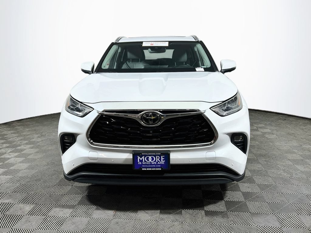 Certified 2023 Toyota Highlander Limited AWD/4WD image 2
