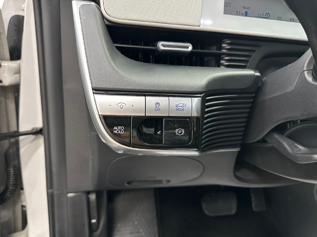 Used 2024 Hyundai Ioniq 5 SEL RWD image 32