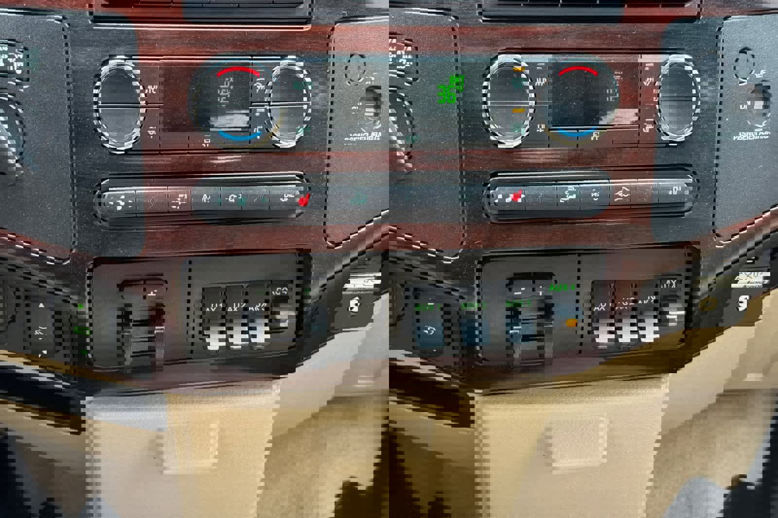 Used 2010 Ford F250 4x4 SuperCab Super Duty image 21