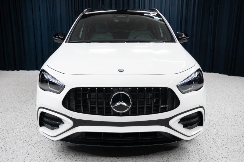 New 2026 Mercedes-Benz GLA 35 AMG 4MATIC image 2