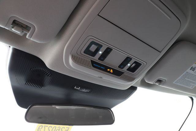 New 2026 Ford Explorer Active AWD/4WD image 38