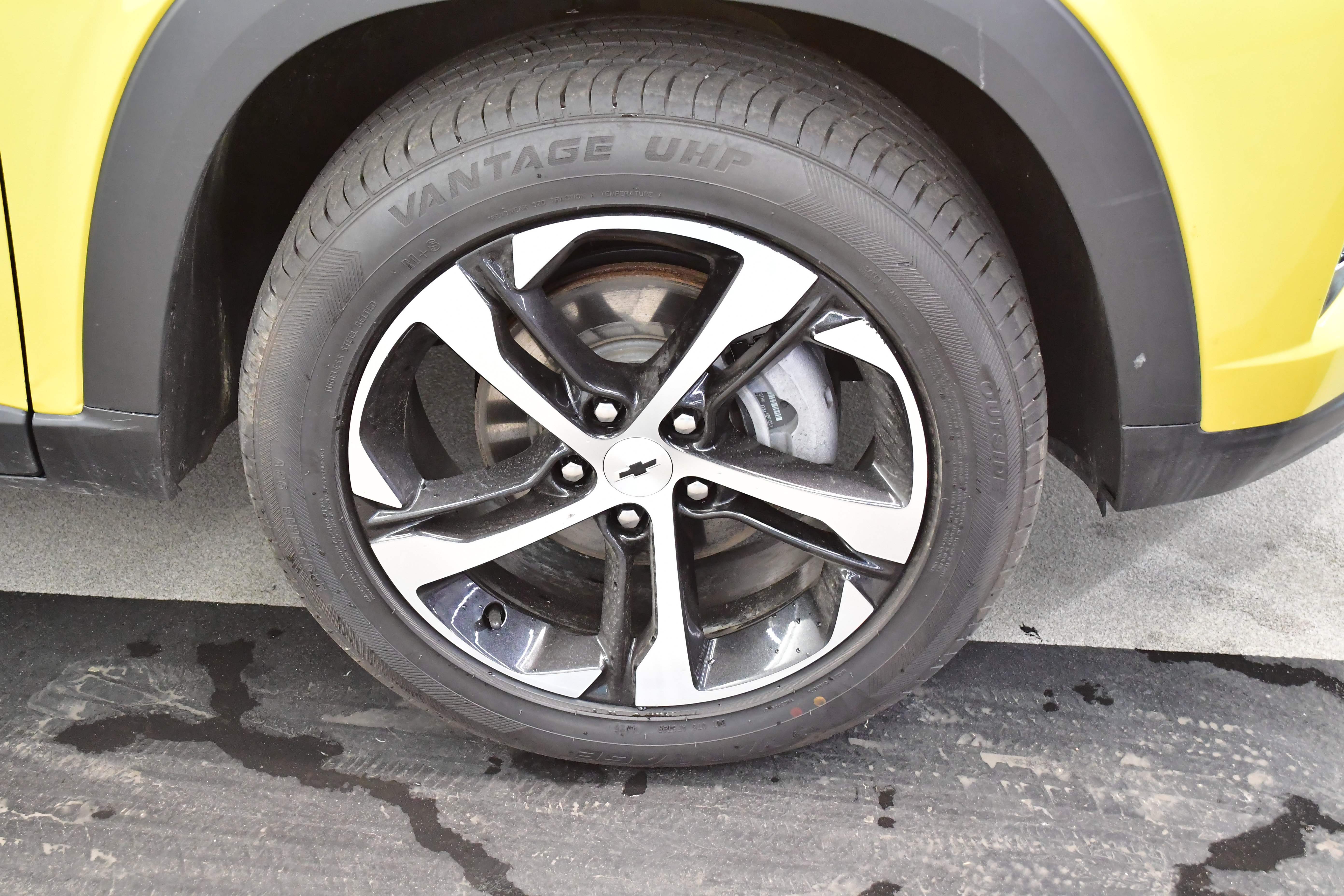 Used 2025 Chevrolet Trax RS w/ Driver Confidence Package FWD image 6