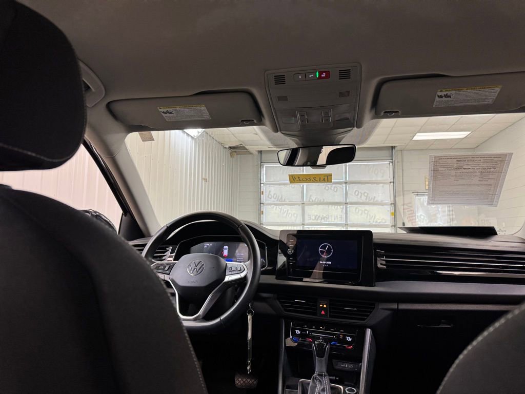 Used 2025 Volkswagen Jetta S image 20