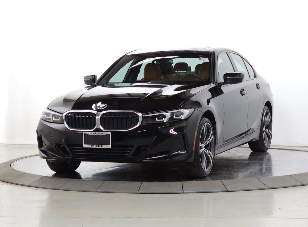 Used 2023 BMW 330i xDrive Sedan w/ Convenience Package AWD/4WD image 3