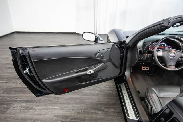 Used 2008 Chevrolet Corvette Convertible w/ Preferred Equipment Group image 16