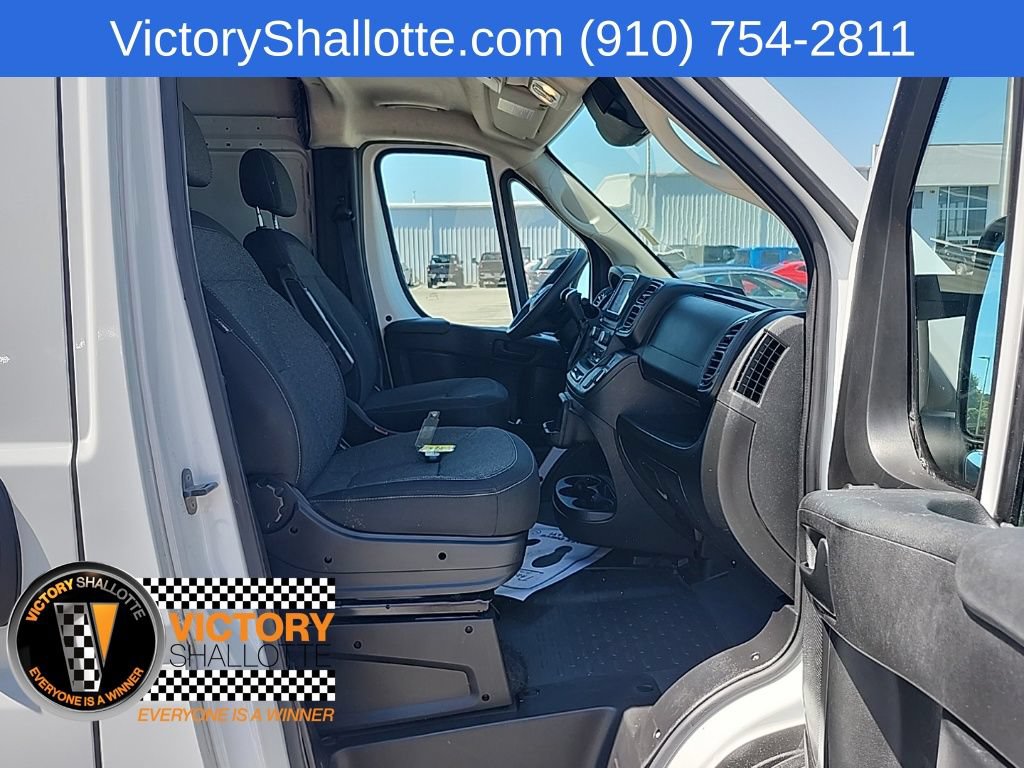Used 2024 RAM ProMaster 2500 w/ Convenience Group FWD image 25