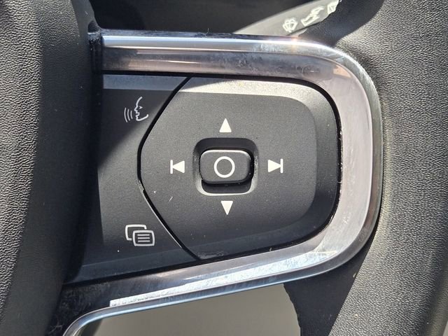 Certified 2023 Volvo XC40 B4 Plus w/ Driver Assist Package FWD image 25