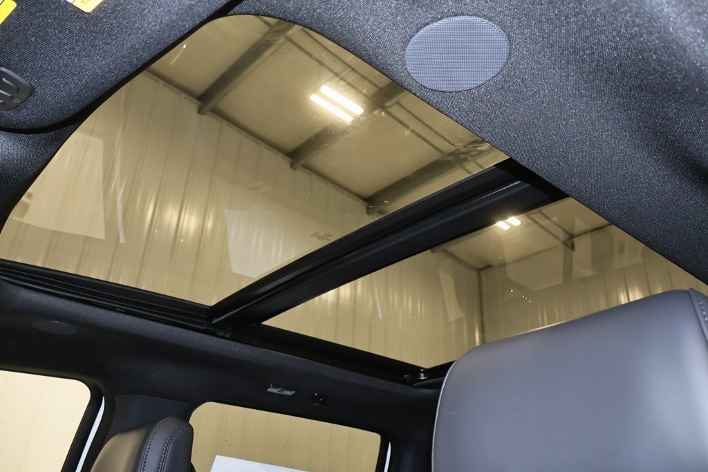 New 2025 Ford F150 Platinum w/ Equipment Group 702A High image 28