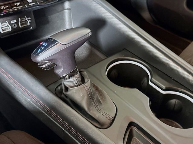 Used 2025 Dodge Durango GT AWD/4WD image 15