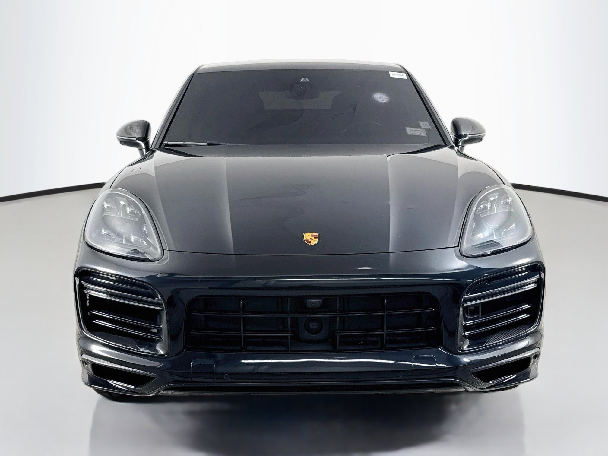 Used 2023 Porsche Cayenne Turbo AWD/4WD image 2
