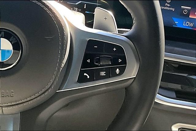 Used 2025 BMW X5 sDrive40i w/ M Sport Package RWD image 18
