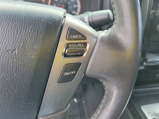Used 2015 Nissan Titan SV w/ SV Value Truck Package RWD image 23