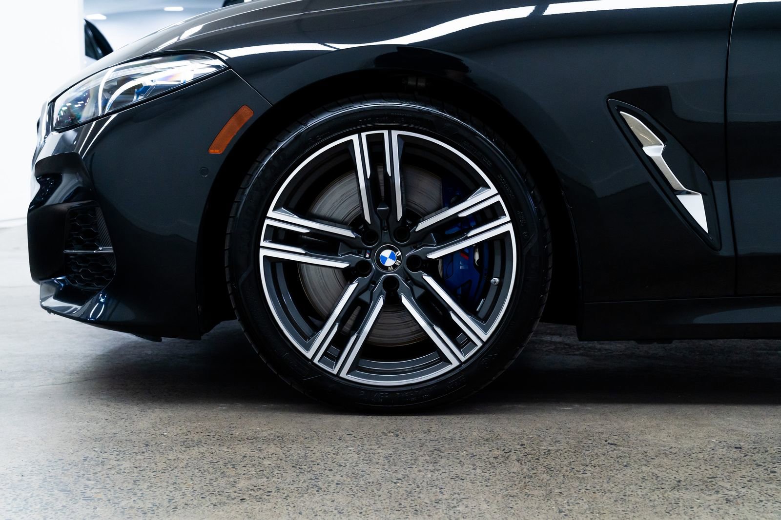 Used 2022 BMW M850i Gran Coupe xDrive image 7