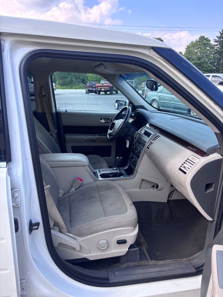 Used 2011 Ford Flex SEL AWD/4WD image 11