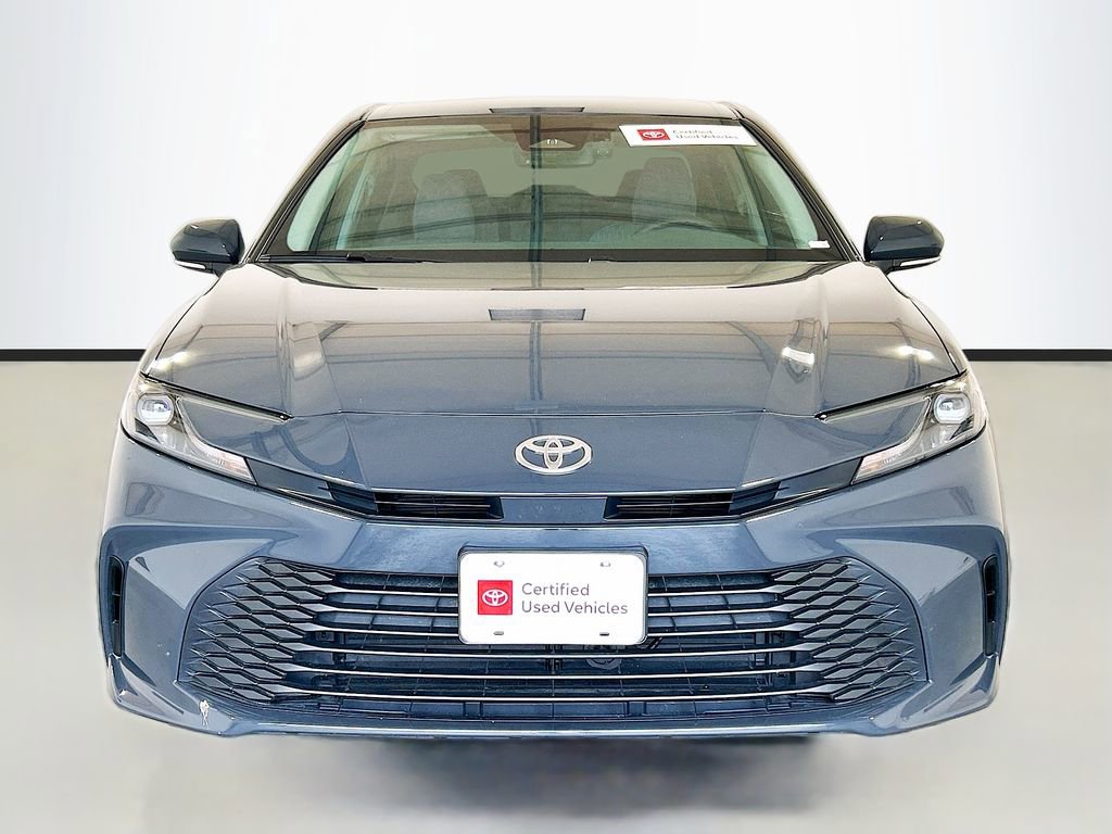 Used 2025 Toyota Camry LE w/ Convenience Package FWD image 2
