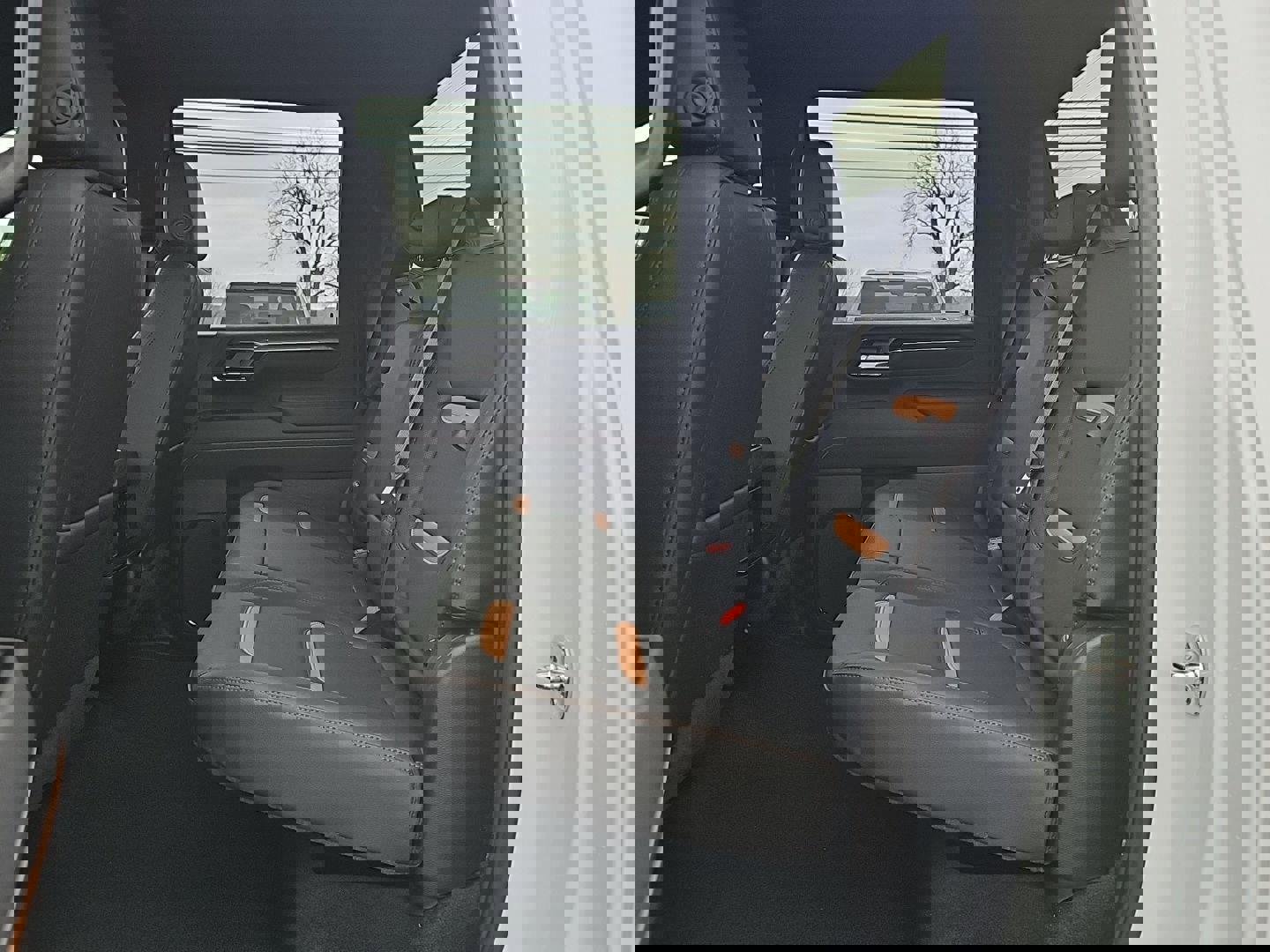 Certified 2025 GMC Sierra 2500 AT4 AWD/4WD image 27